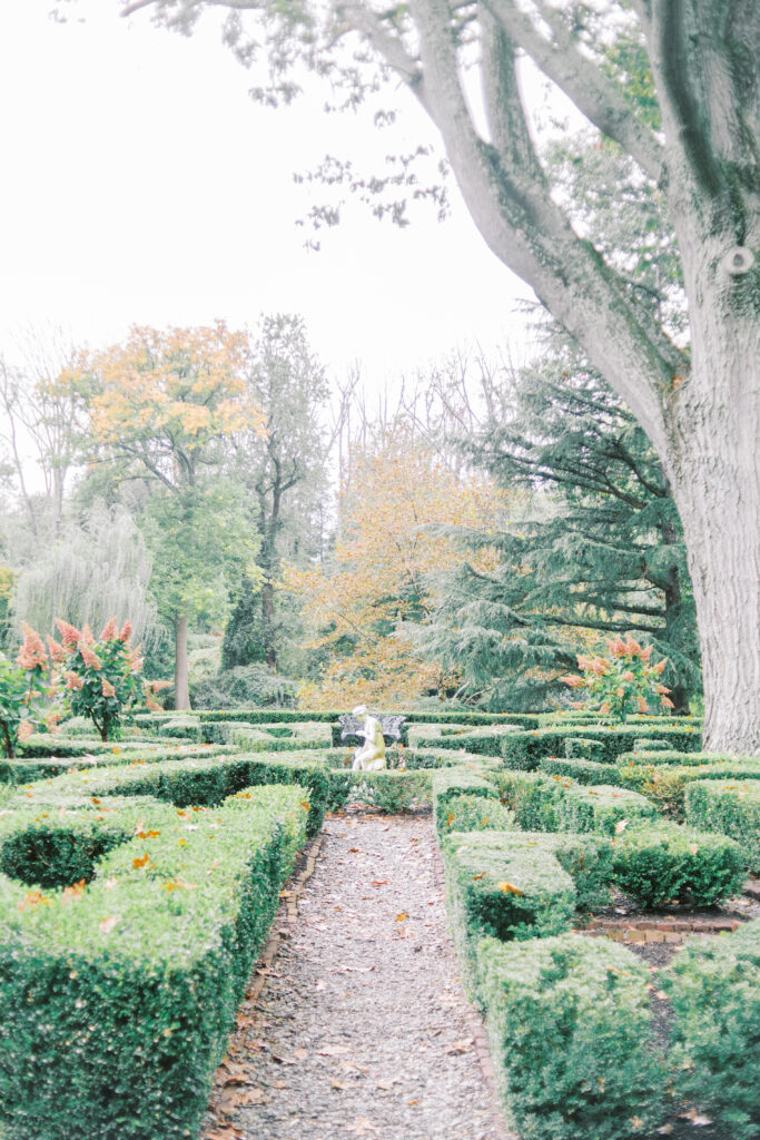 Laura Gares Photography